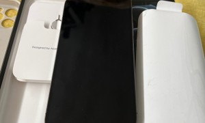 iPhone 12 Pro Max 256G 黑色$950