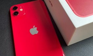 iPhone 11红色， 128GB
