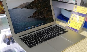 $330– Macbook Air 2013 i5/SSD –益群电脑手机维修二手回收买卖