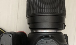 低价出售九成新尼康D5500单反相机