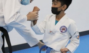 KyungheeTaekwondo improves your balance & reflexes